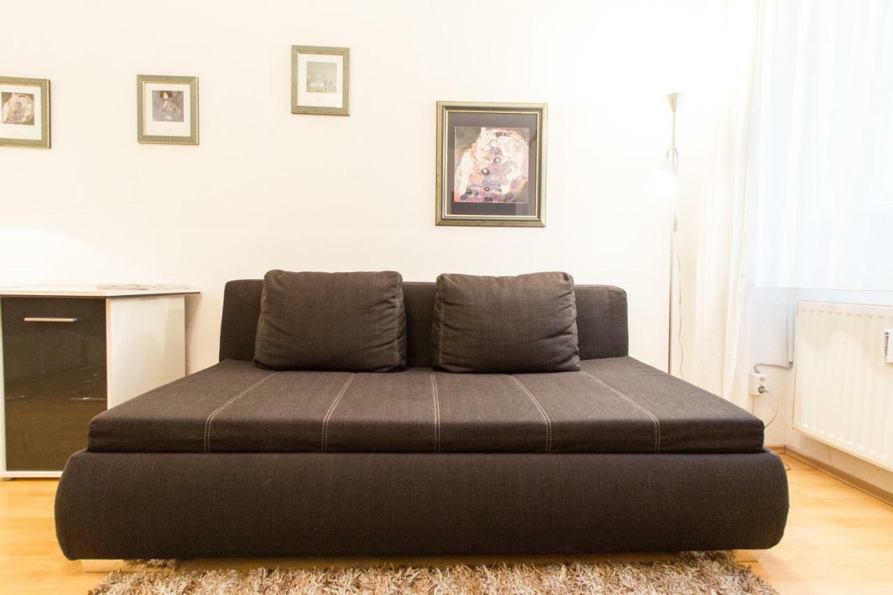 Apartment Meidling Wina Bagian luar foto