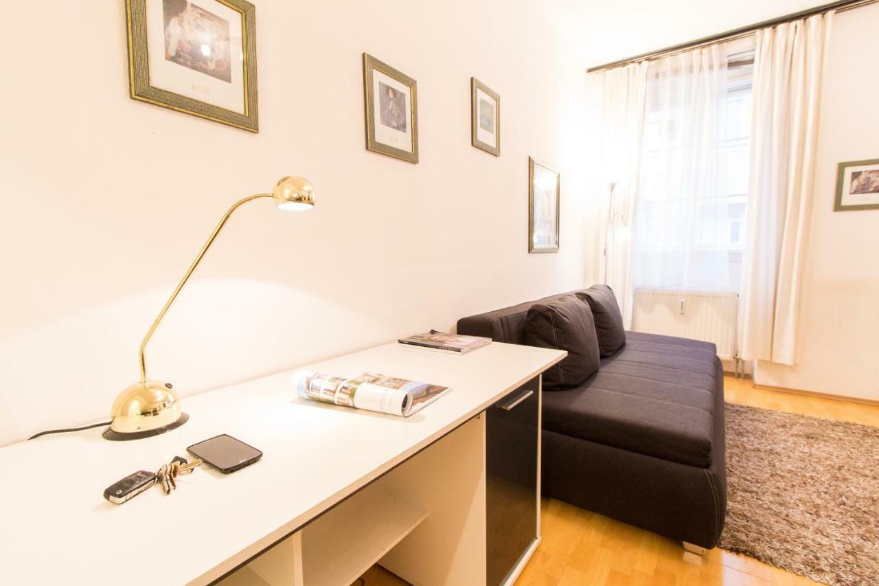 Apartment Meidling Wina Bagian luar foto