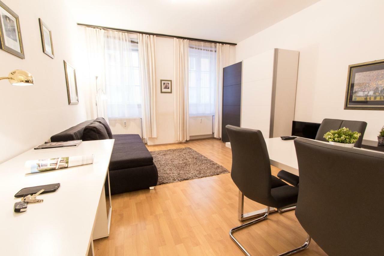 Apartment Meidling Wina Bagian luar foto