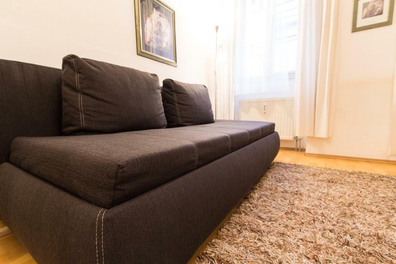 Apartment Meidling Wina Bagian luar foto